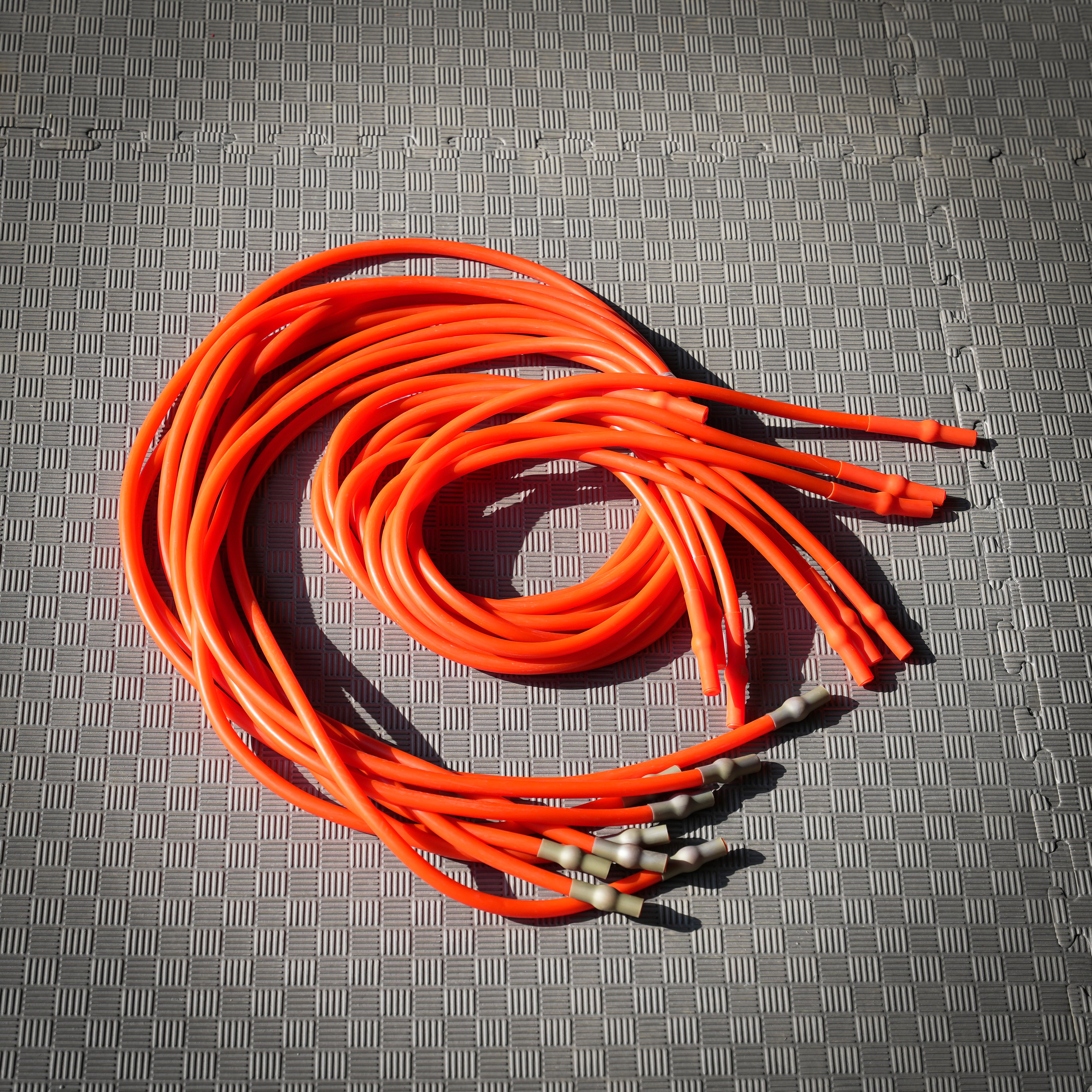 Bungee trampoline elastic cords