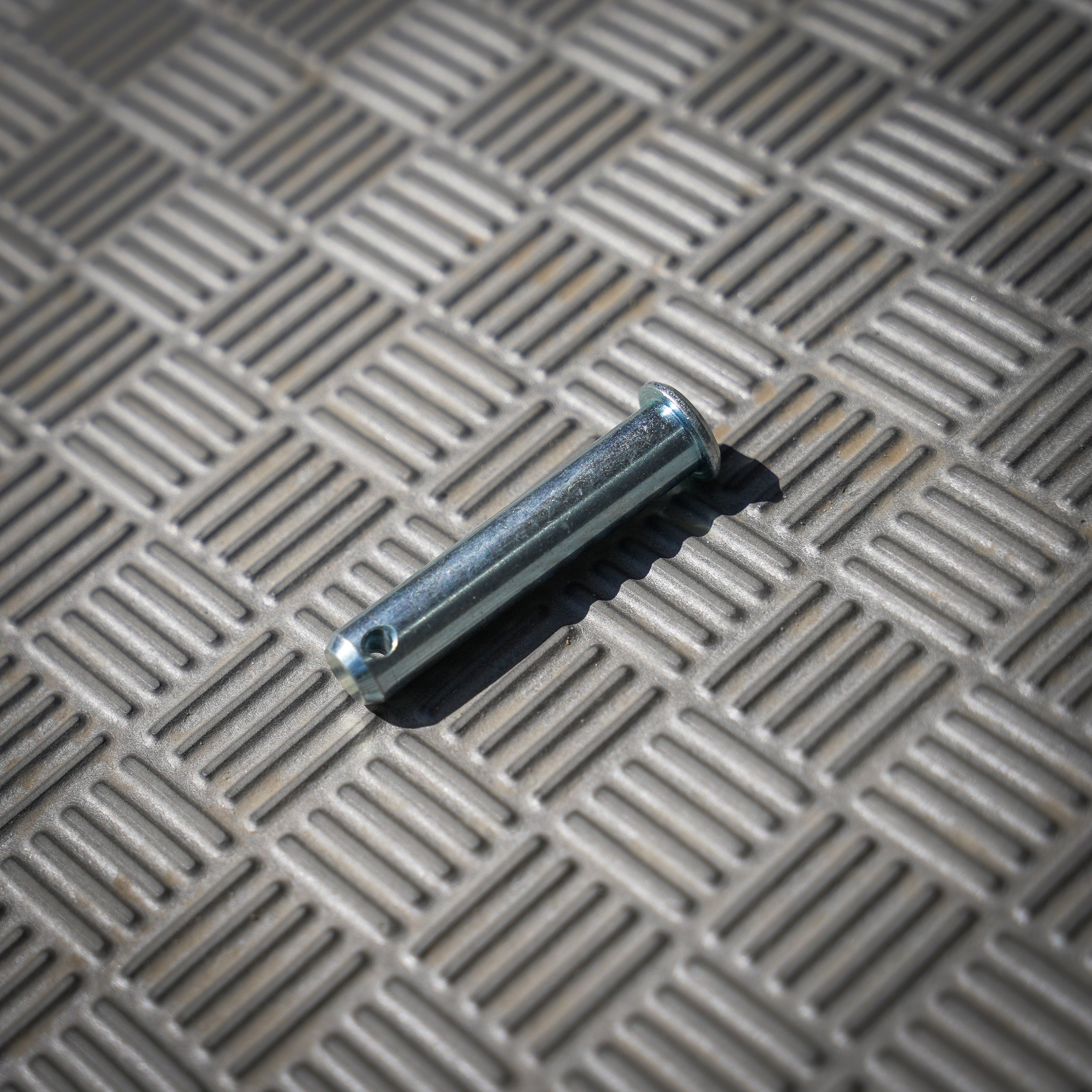 locking pins for bungee trampoline